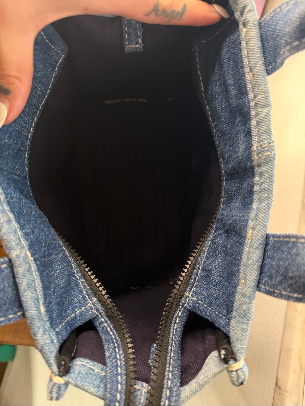 Marc Jacobs The Denim Tote Bag blue Jean white font small tote bag crossbody - Picture 8 of 13